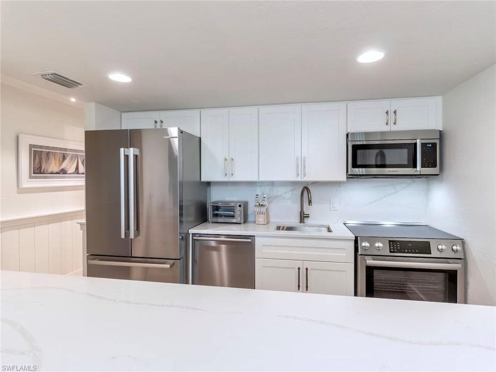 2315 BEACH VILLAS, CAPTIVA FL 33924-7