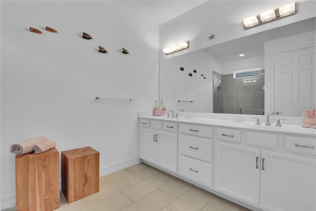 14662 Catamaran PL, NAPLES FL 34114-16