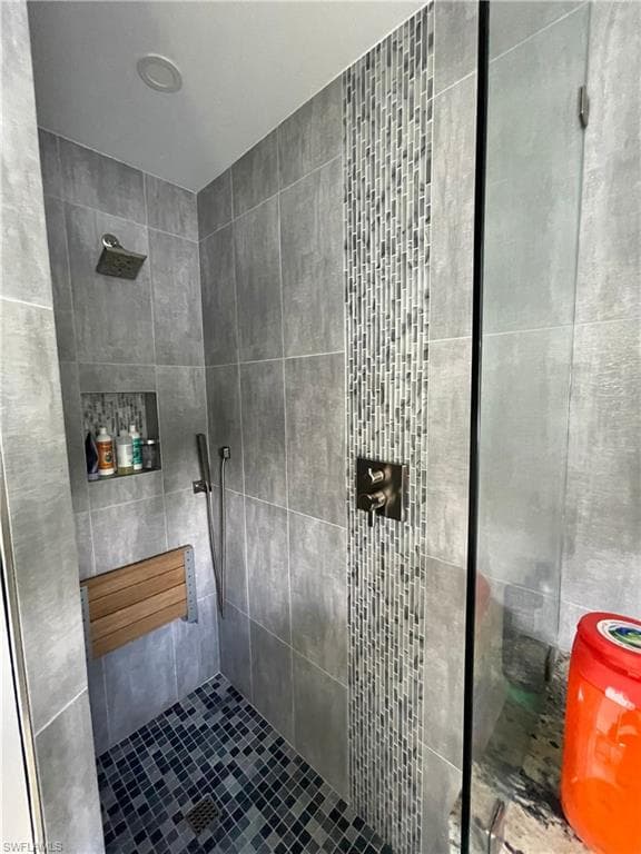 4735 Southern Breeze DR, NAPLES FL 34114-19