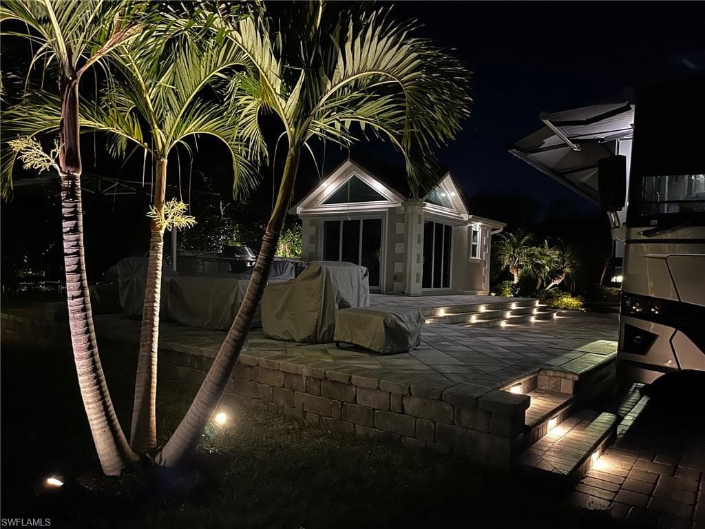 4735 Southern Breeze DR, NAPLES FL 34114-8