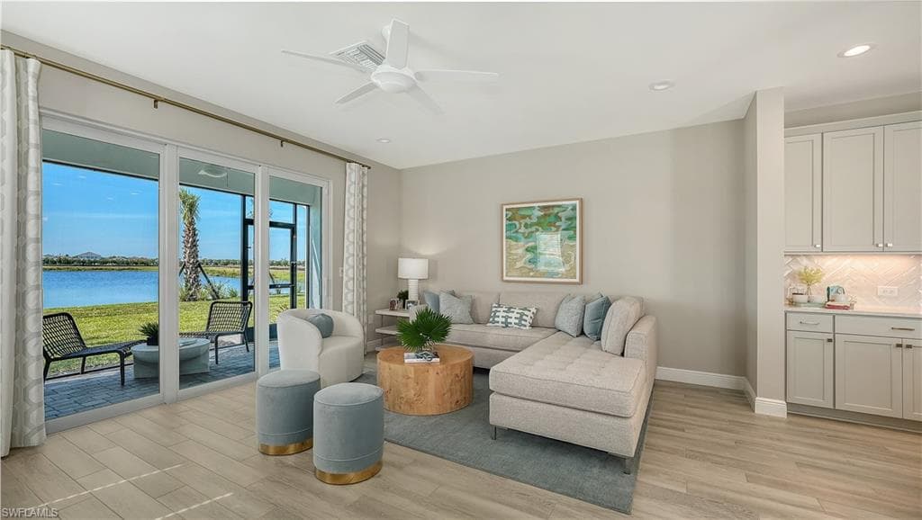 5125 Draco CIR, NAPLES FL 34120-5