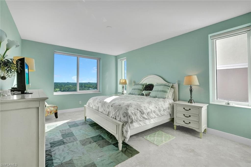 265 Indies WAY # 904, NAPLES FL 34110-12