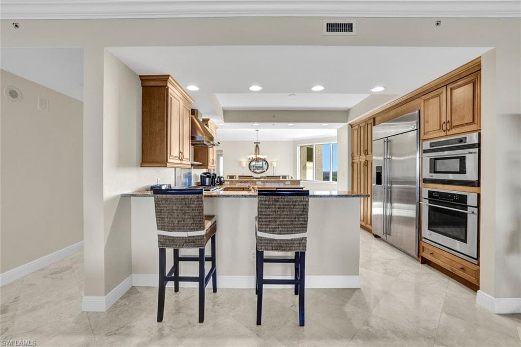 265 Indies WAY # 904, NAPLES FL 34110-6