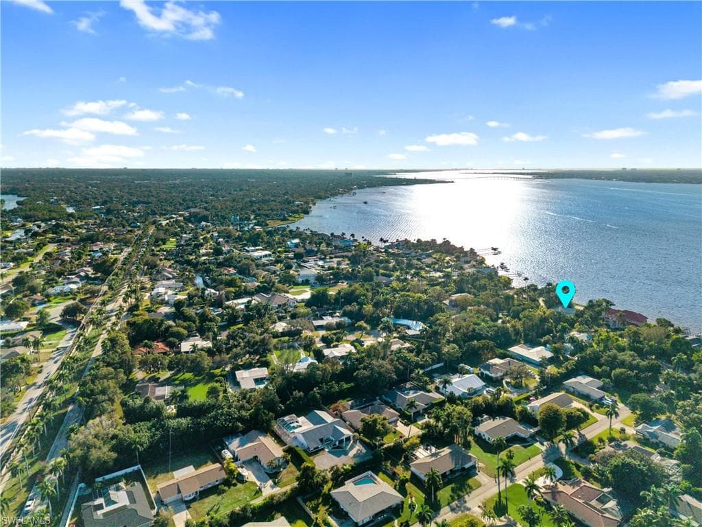 8661 Cajuput CV, FORT MYERS FL 33919-16