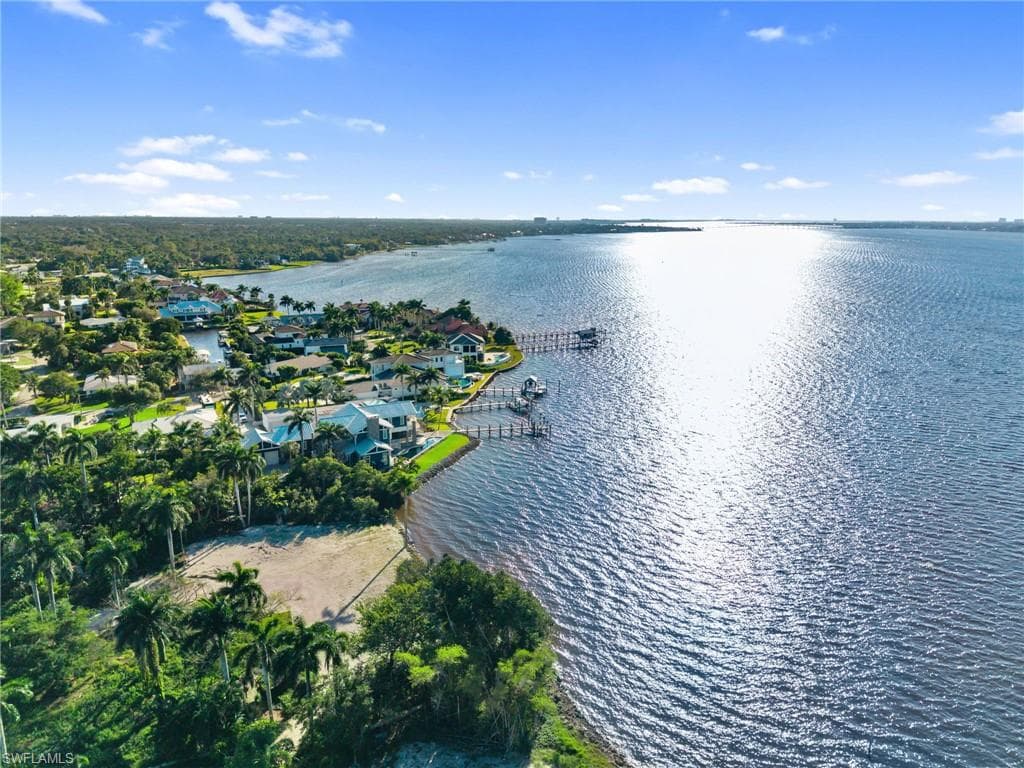 8661 Cajuput CV, FORT MYERS FL 33919-4