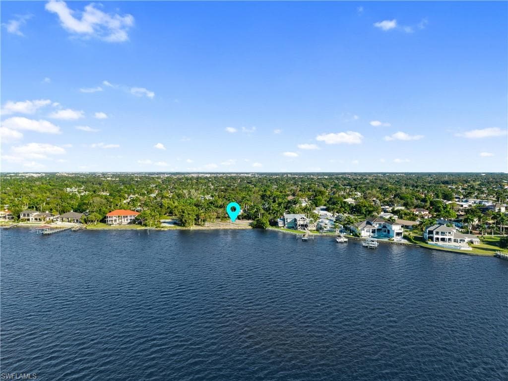 8661 Cajuput CV, FORT MYERS FL 33919-18