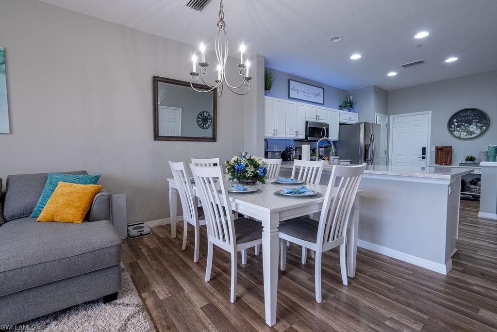 15792 Marcello CIR # 182, NAPLES FL 34110-8