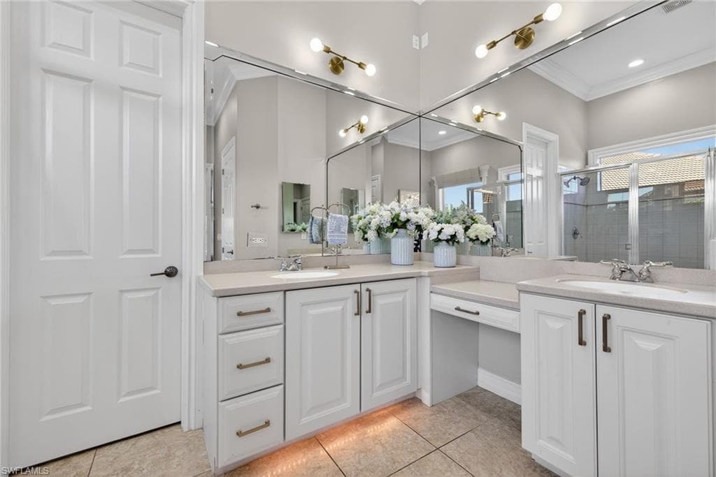 24920 Divot DR, BONITA SPRINGS FL 34135-14