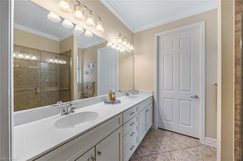 7234 Adriana CT, NAPLES FL 34114-19