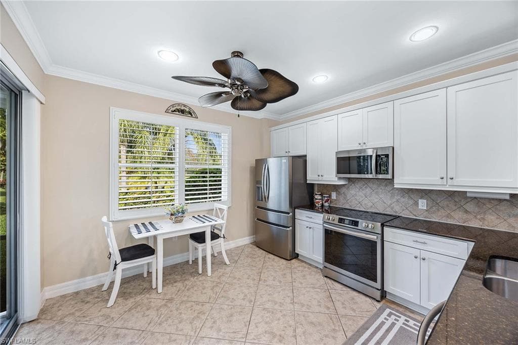 7234 Adriana CT, NAPLES FL 34114-13