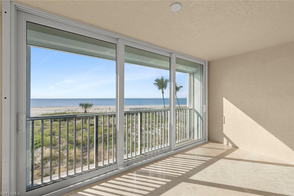 3127 W Gulf DR # 101, SANIBEL FL 33957-23