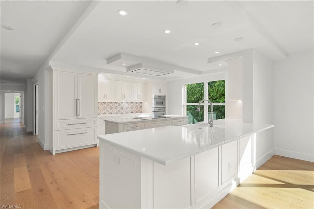 3127 W Gulf DR # 101, SANIBEL FL 33957-13