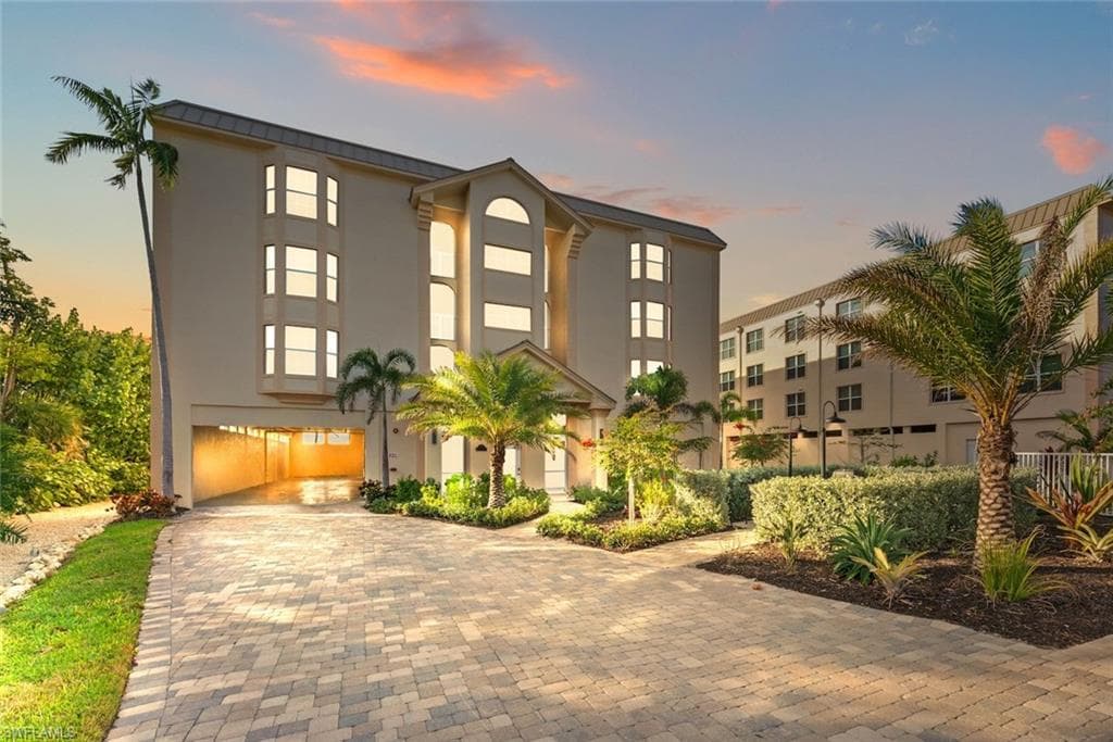 3127 W Gulf DR # 101, SANIBEL FL 33957-44