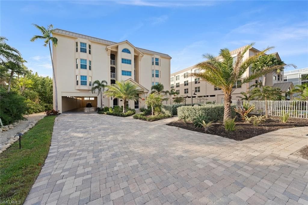 3127 W Gulf DR # 101, SANIBEL FL 33957-3