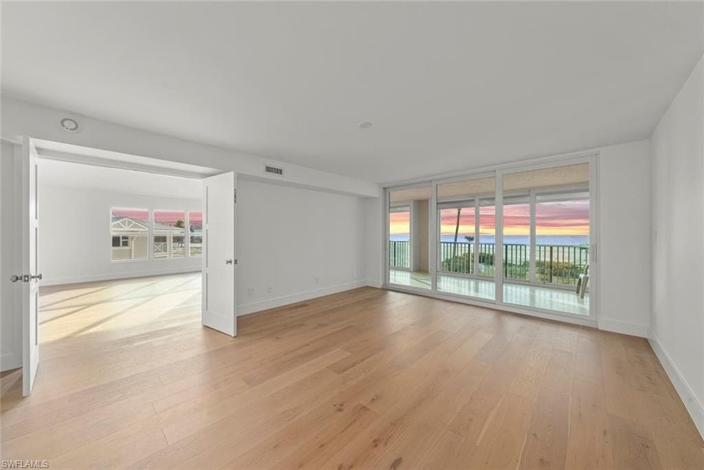 3127 W Gulf DR # 101, SANIBEL FL 33957-20