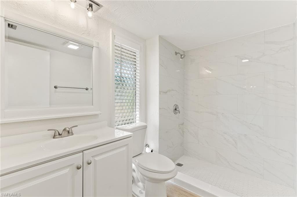 4277 Island CIR # 1, FORT MYERS FL 33919-11