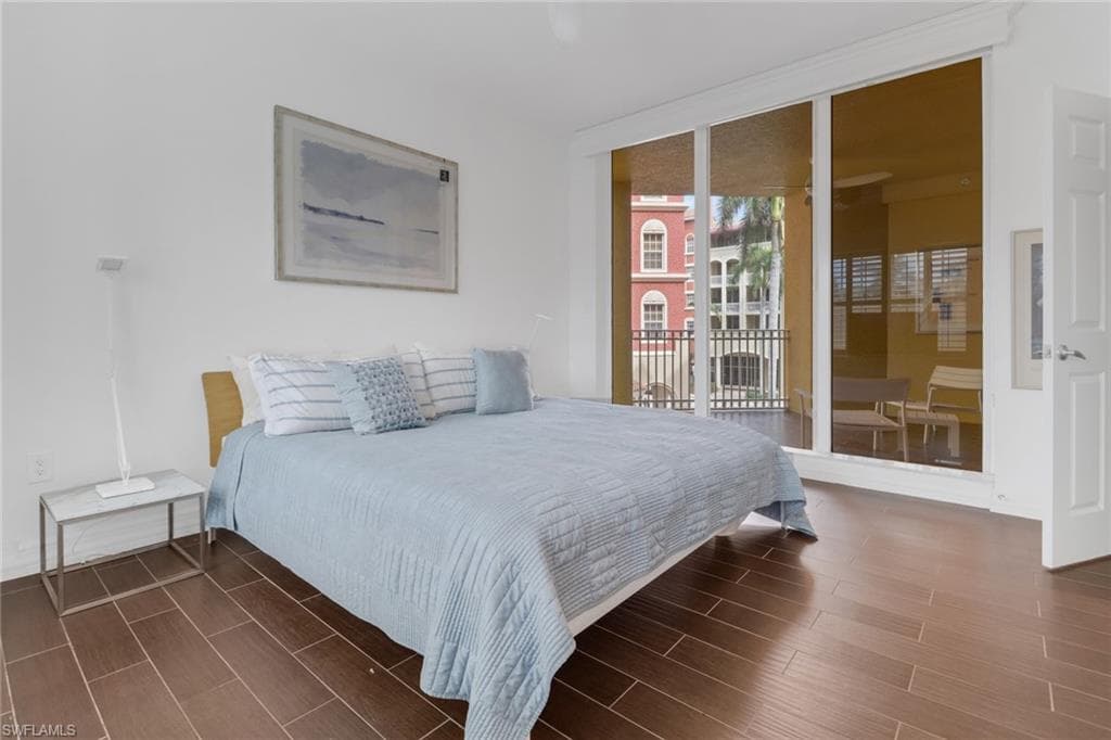 450 Bayfront PL # 4201, NAPLES FL 34102-8