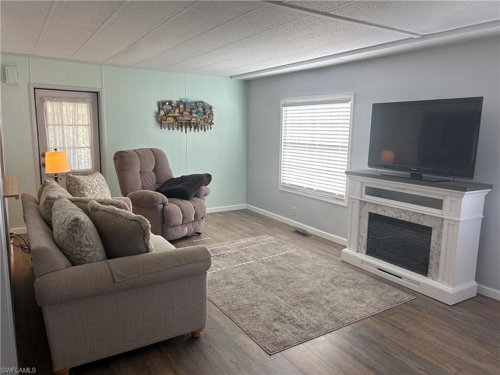 221 Indian Key LN # 254, NAPLES FL 34114-8