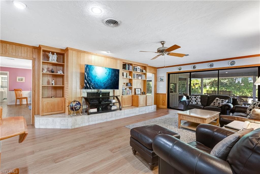 3540 Avocado DR, FORT MYERS FL 33901-2
