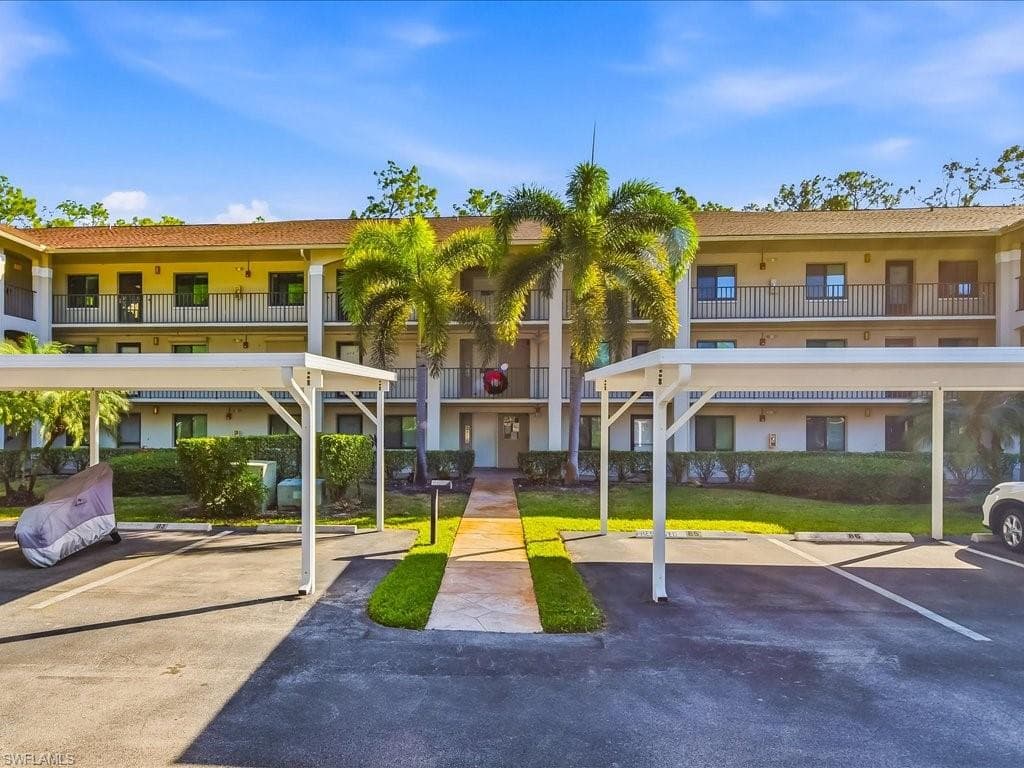 5767 Deauville CIR D305-1