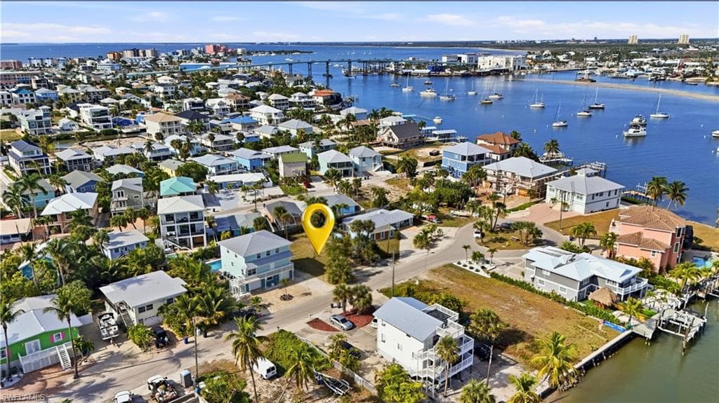 291 Ohio AVE, FORT MYERS BEACH FL 33931-3