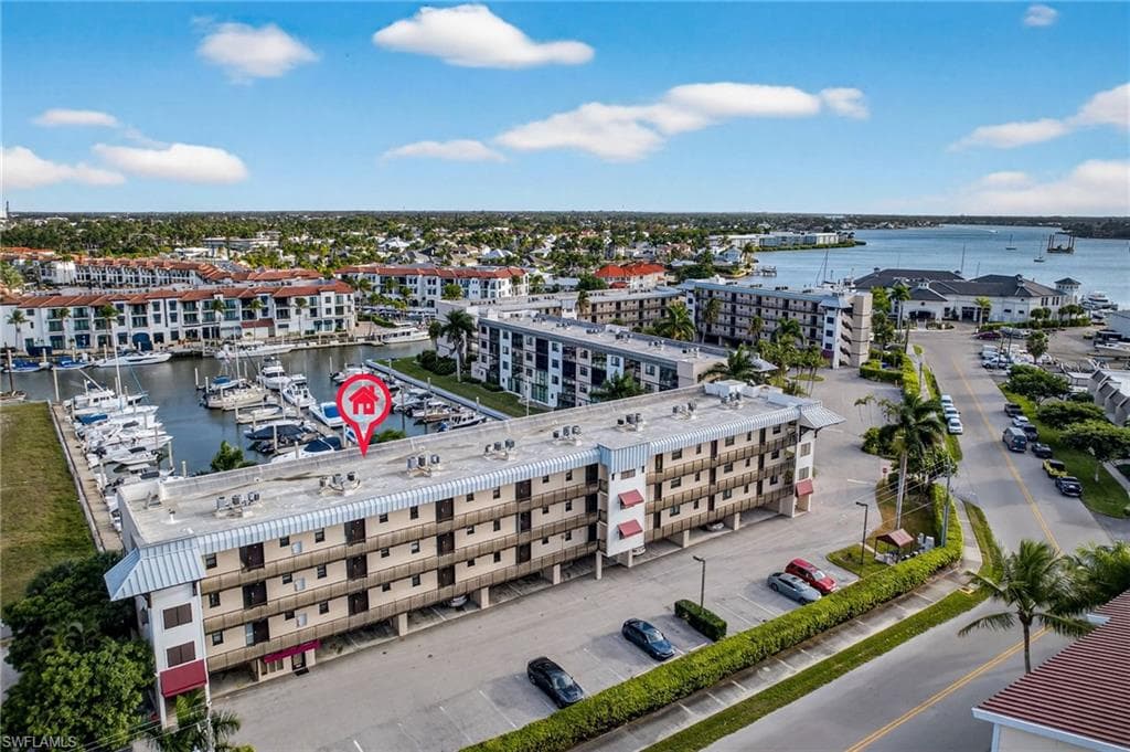 801 River Point DR # 203A, NAPLES FL 34102-22