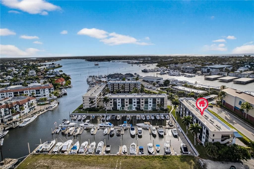 801 River Point DR # 203A, NAPLES FL 34102-1