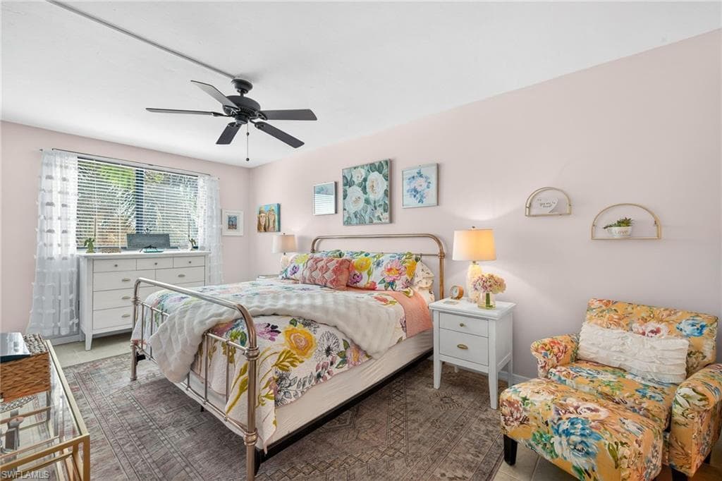 801 River Point DR # 203A, NAPLES FL 34102-11