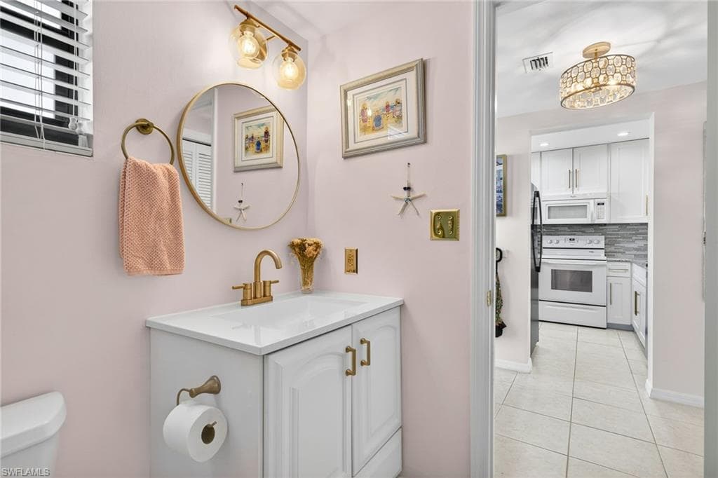 801 River Point DR # 203A, NAPLES FL 34102-19