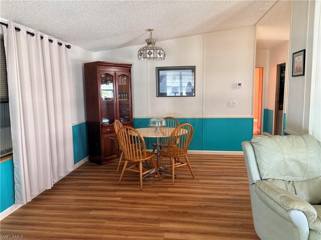 3142 Linwood DR, NORTH FORT MYERS FL 33917-11