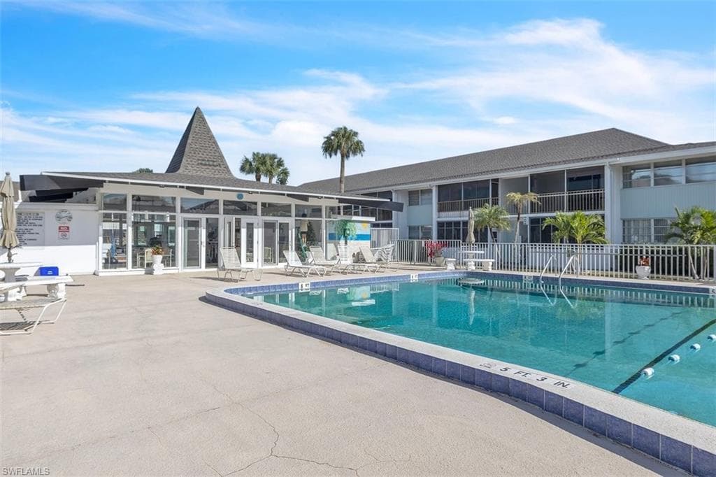 403 SE 43rd TER # 11, CAPE CORAL FL 33904-21