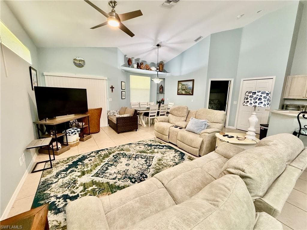 19933 Lake Vista CIR, LEHIGH ACRES FL 33936-5