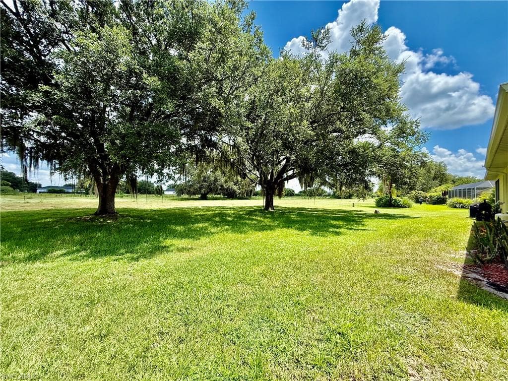 19933 Lake Vista CIR, LEHIGH ACRES FL 33936-28
