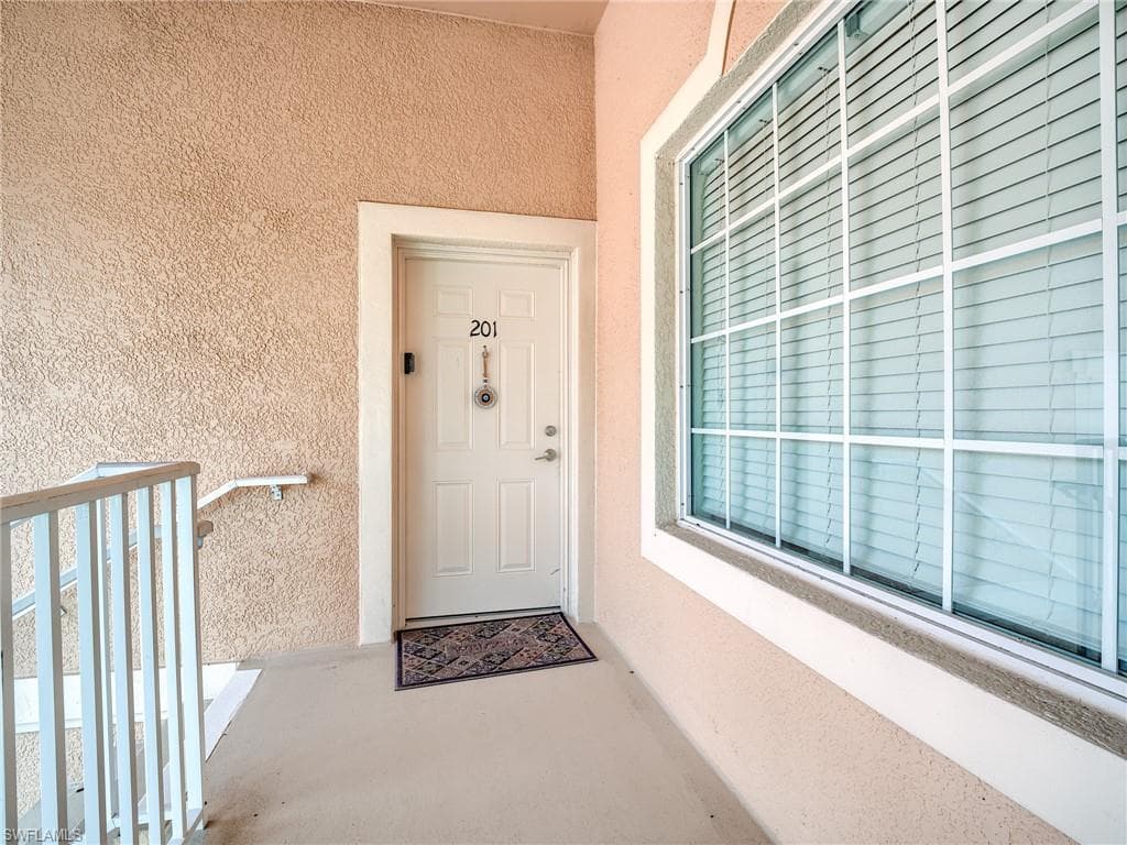 26681 Bonita Fairways BLVD # 201, BONITA SPRINGS FL 34135-2