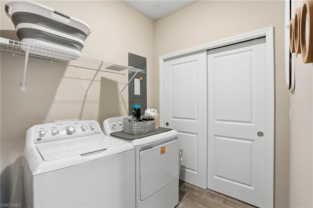11851 Venetian Lagoon DR # 202, FORT MYERS FL 33913-33