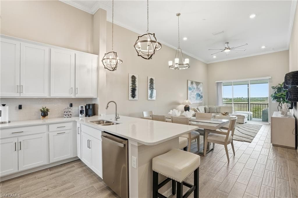 11851 Venetian Lagoon DR # 202, FORT MYERS FL 33913-9