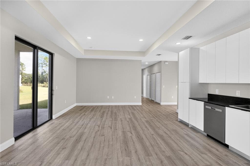 128 Viewpoint DR, LEHIGH ACRES FL 33972-16