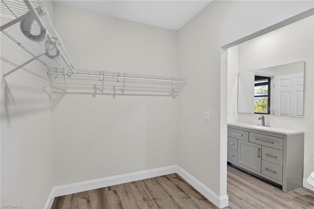 128 Viewpoint DR, LEHIGH ACRES FL 33972-24