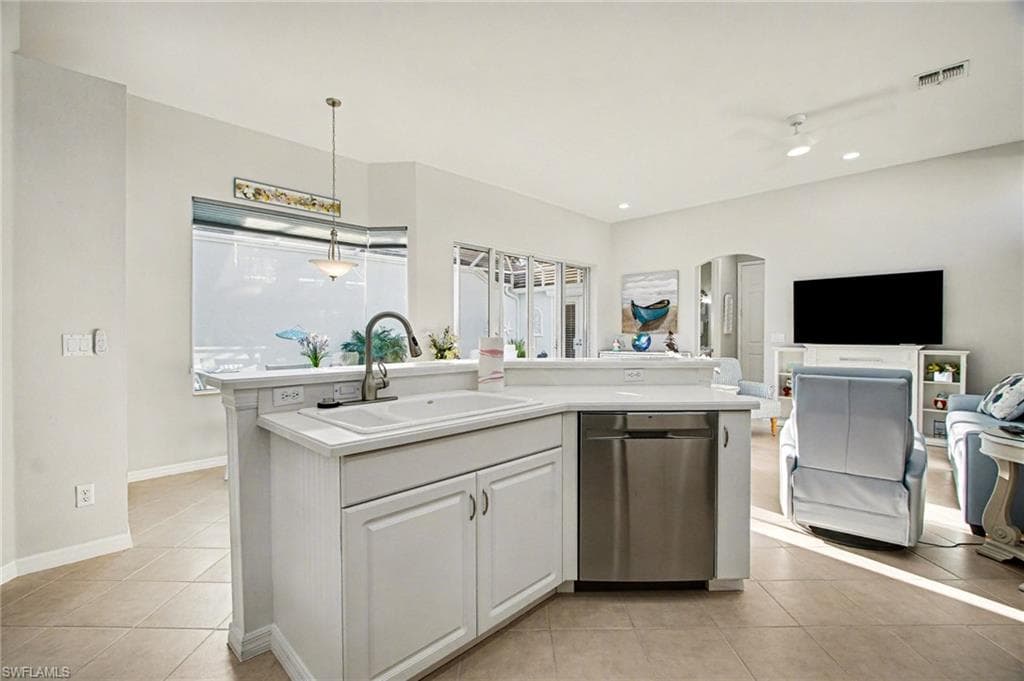 3421 Marbella CT, BONITA SPRINGS FL 34134-10