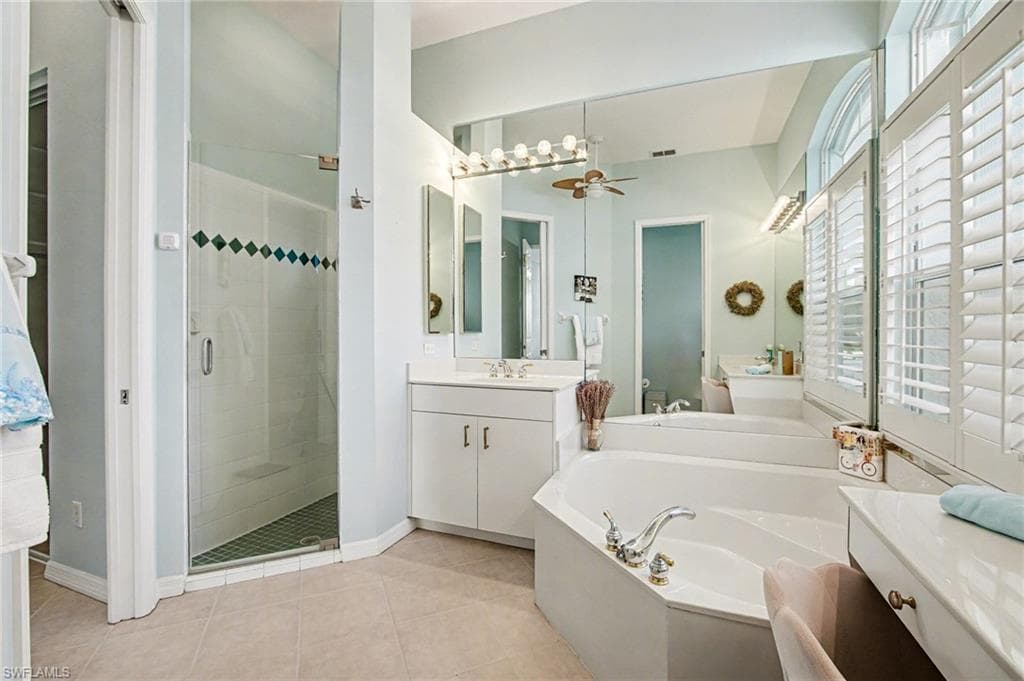 3421 Marbella CT, BONITA SPRINGS FL 34134-18