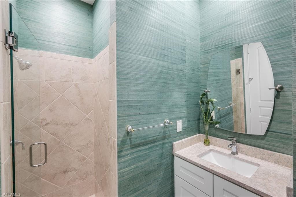 18571 Verona Lago DR, MIROMAR LAKES FL 33913-22