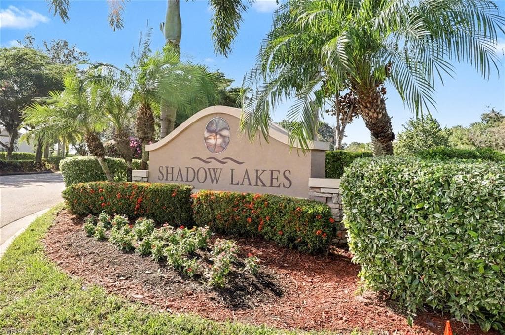 746 Center Lake ST, LEHIGH ACRES FL 33974-1