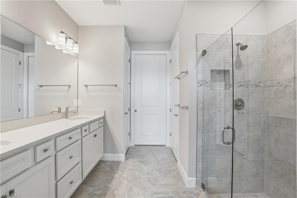 12361 Canal Grande DR, FORT MYERS FL 33913-22