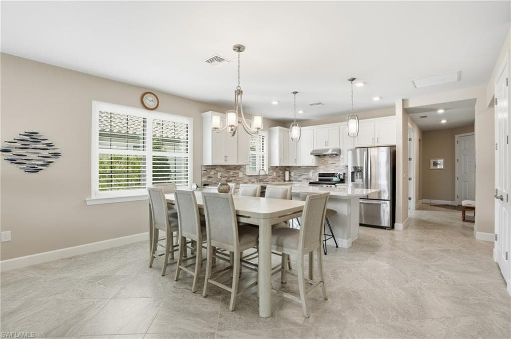 12361 Canal Grande DR, FORT MYERS FL 33913-8