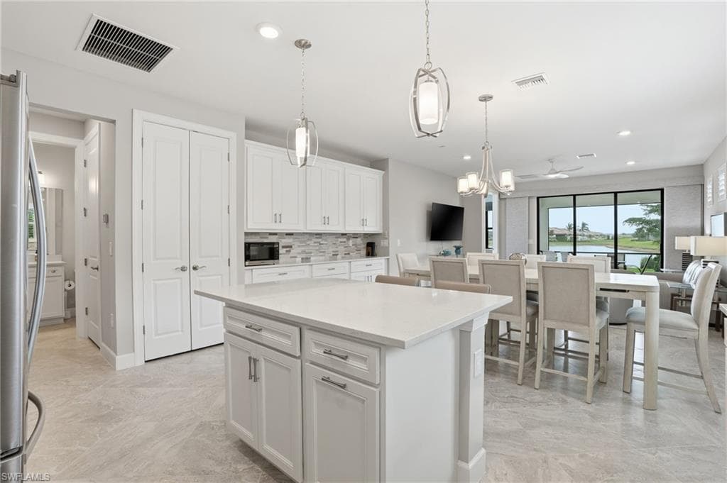 12361 Canal Grande DR, FORT MYERS FL 33913-14