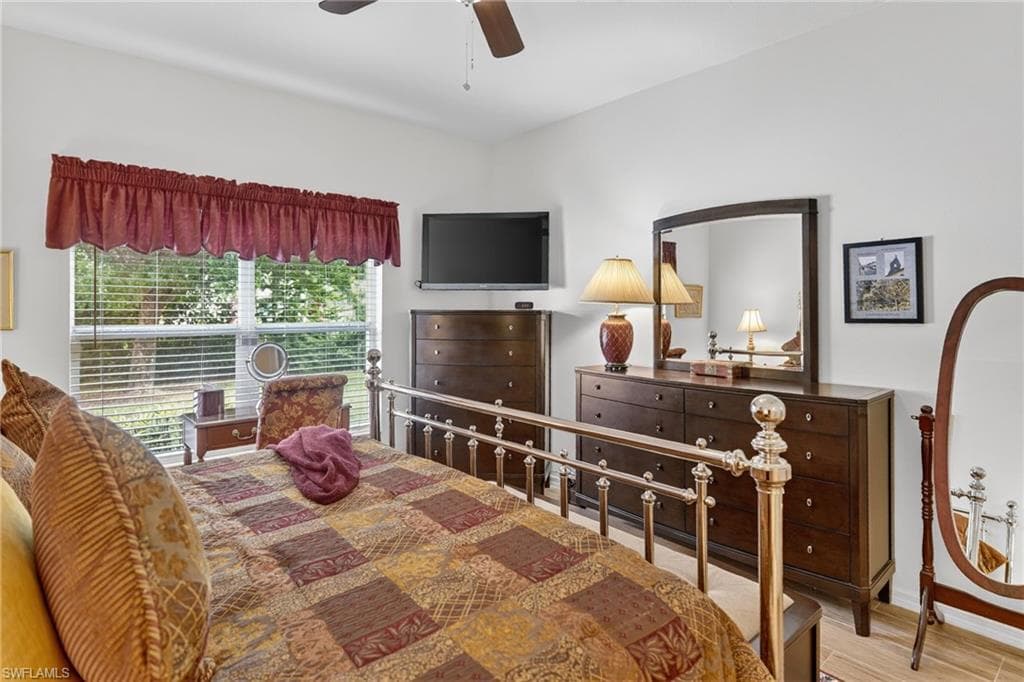 2842 Via Piazza LOOP, FORT MYERS FL 33905-13