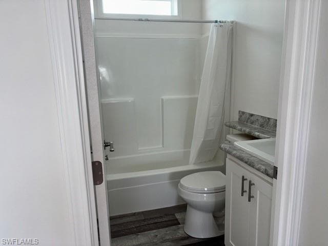 302 Shoreland DR, FORT MYERS FL 33905-6