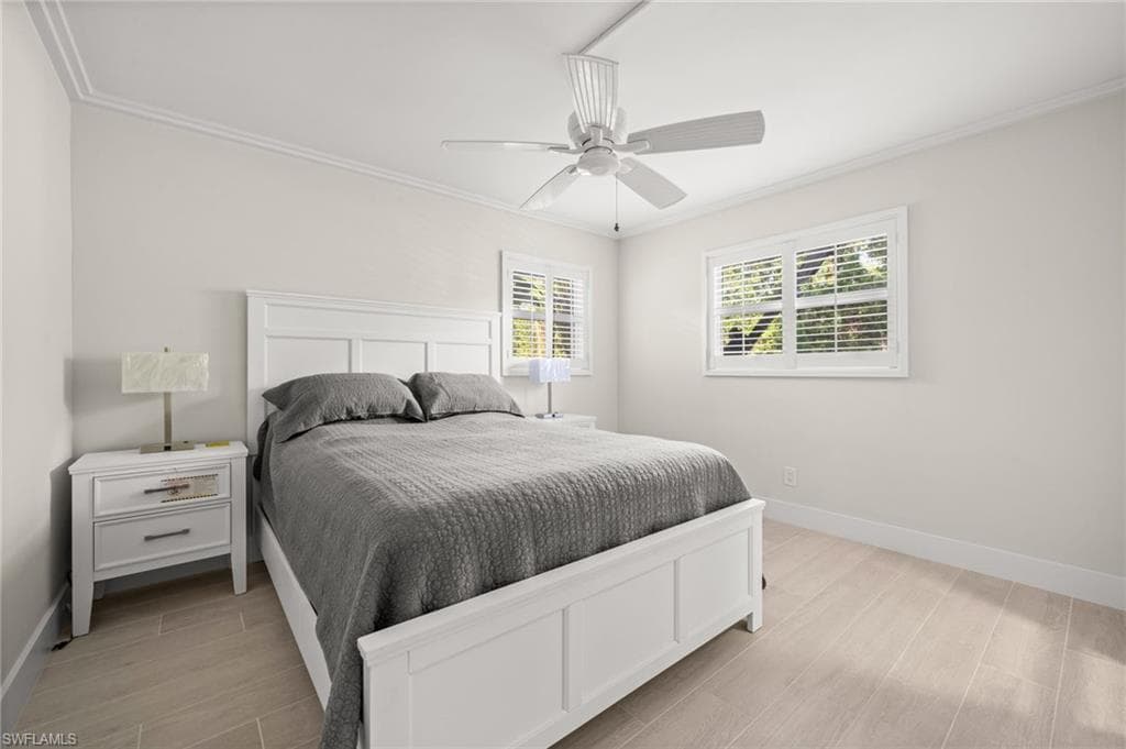 1549 Sandpiper ST # 83, NAPLES FL 34102-16