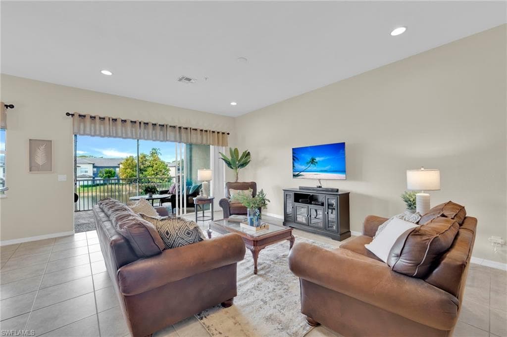 21536 Taft CT # 203, ESTERO FL 33928-3