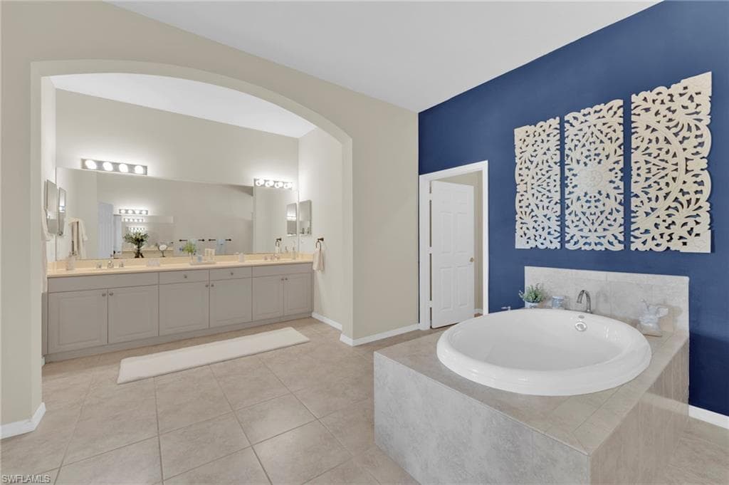 21536 Taft CT # 203, ESTERO FL 33928-20